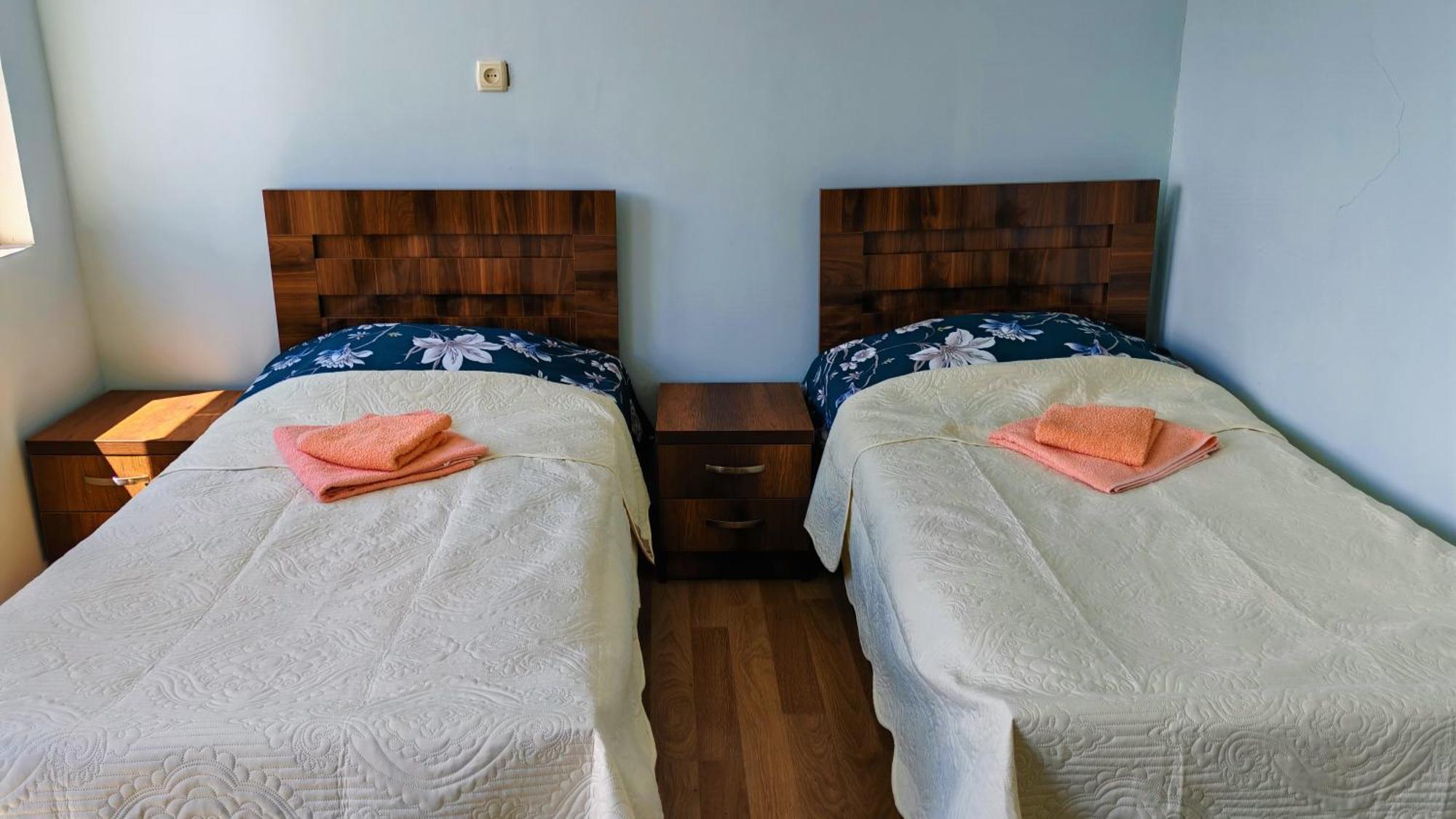 Gujejiani Guest House Mestia Eksteriør billede